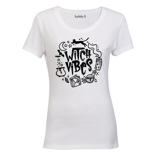 Halloween Witch Vibes - Ladies - T-Shirt